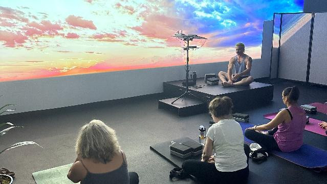 Image 3 from Spinergy Cardio Visual Experience partner gallery