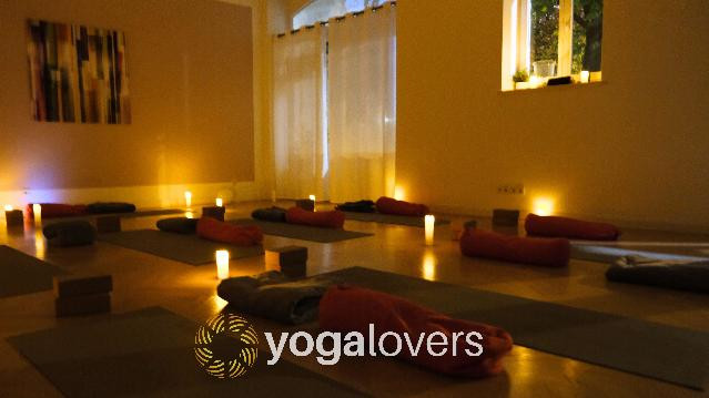 Bild 1 von Yogalovers - Ganghofer 80 Studio Partnergalerie