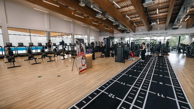 Image 1 from Everyone Active - Houghton Regis Leisure Centre partner gallery