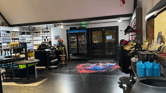 Image 2 from Lions Den Chico partner gallery