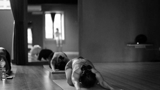 Bild 3 von Yoga Svaha Partnergalerie