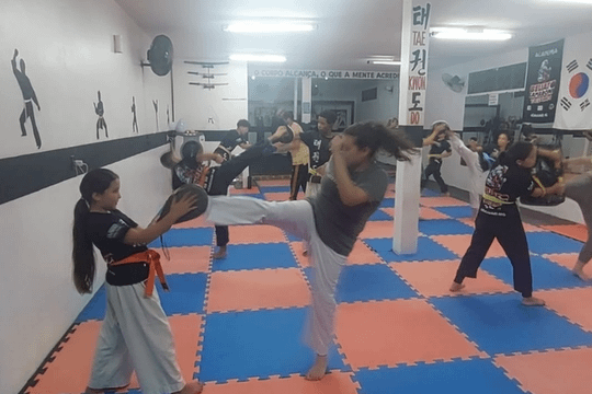 Imagem 1 da galeria do parceiro Arte e ação