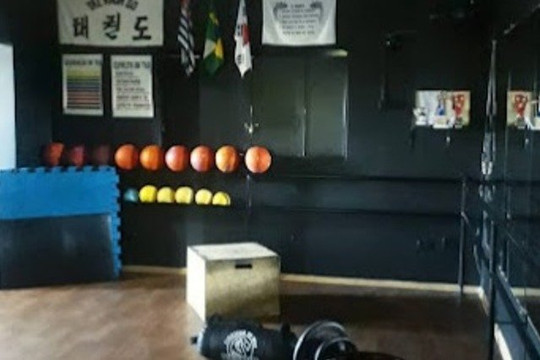 Imagem 3 da galeria do parceiro Academia Iris Fitness