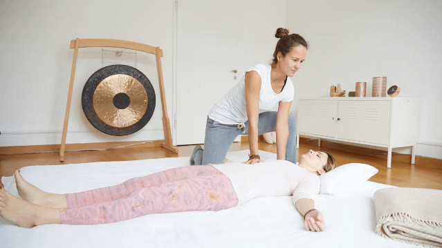 Bild 1 von Shiatsu Yoga with love - Rodenbeker Straße Partnergalerie