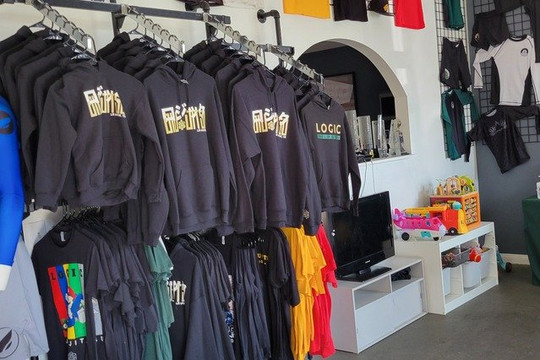 Image 3 from Logic La Verne partner gallery