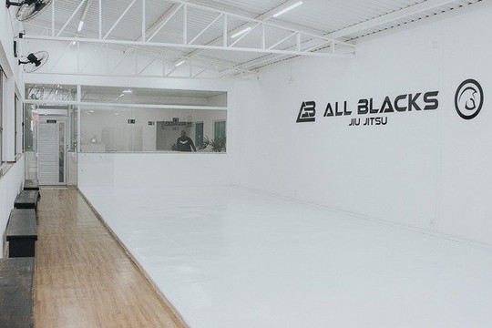 Imagem 1 da galeria do parceiro All Blacks Bjj