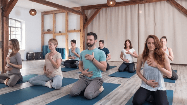 Bild 1 von Yoga Wacker Fabrik Partnergalerie