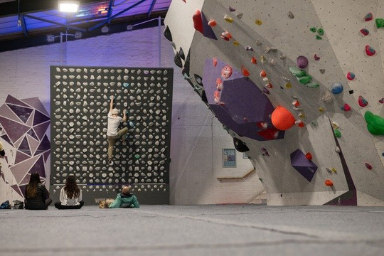 Image 3 from HarroWall Climbing Centre partner gallery