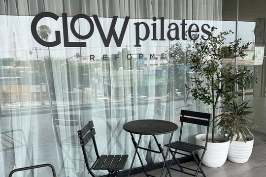 Imagen 2 de la galería del partner Glow Pilates Reformer