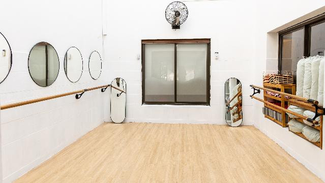 Imagen 1 de la galería del partner Barre Art Body Sede Caballito
