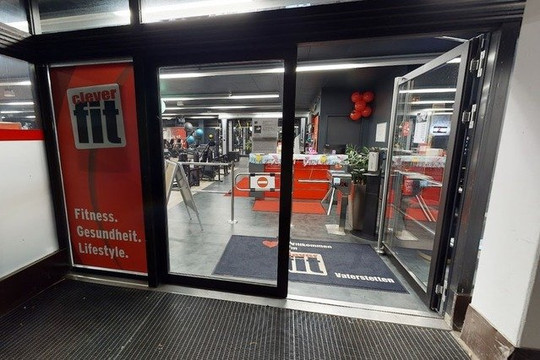 Bild 2 von Clever Fit Vaterstetten Partnergalerie