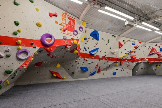 Image 2 from Bethwall Green London Climbing Centre partner gallery