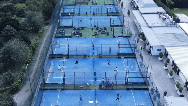 Immagine 1 dalla galleria del partner Azul padel Agnano