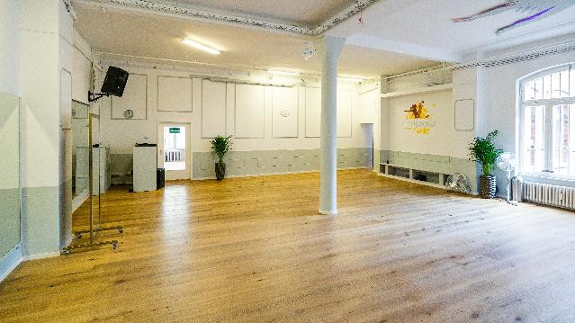 Bild 2 von Cumbancha "LaFamilia" -Salsa Tanzschule - Berlin Partnergalerie