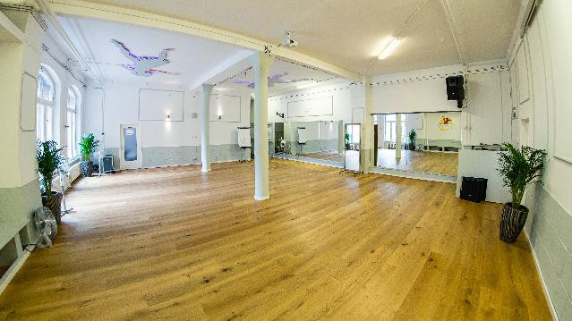 Bild 1 von Cumbancha "LaFamilia" -Salsa Tanzschule - Berlin Partnergalerie