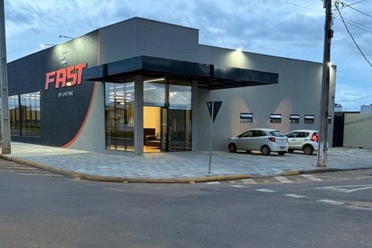 Imagem 2 da galeria do parceiro Fast by Lifetime - Academia
