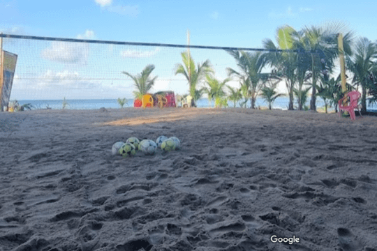 Imagem 1 da galeria do parceiro Futevôlei Itapuã Unidade Praia