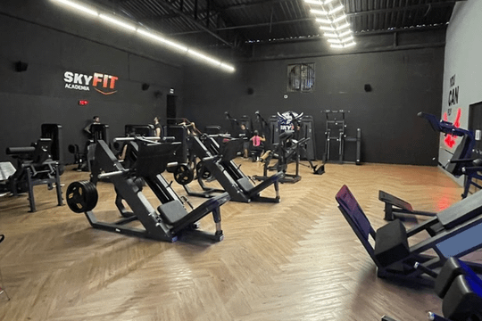 Imagem 1 da galeria do parceiro SkyFit Academia - Tatuapé