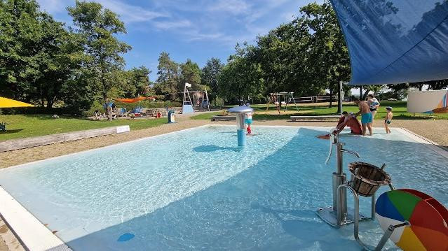 Bild 3 von Strand- und Hallenbad Aquastaad Partnergalerie