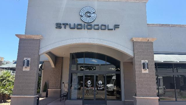 Image 2 from Studio Golf Scottsdale partner gallery