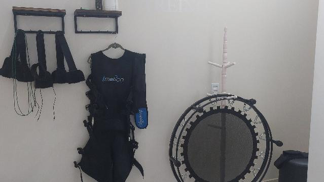 Imagem 3 da galeria do parceiro Clínica Anni - Eletroestimulação, Acupuntura e Estética