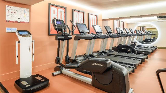 Image 2 from Dolphin Square Fitness Club partner gallery