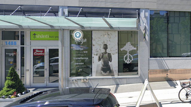 Image 1 de la galerie du partenaire Shanti Hot Yoga Halifax