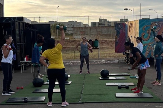 Imagem 1 da galeria do parceiro Fit Truck Brasil | Treino Funcional Academia ao Ar Livre