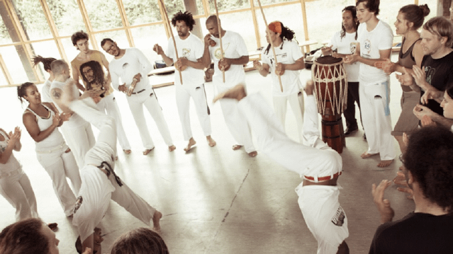 Bild 3 von Capoeira Freiburg - Lortzingschule Partnergalerie