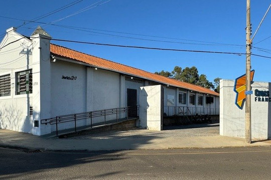 Imagem 2 da galeria do parceiro Cross Franca