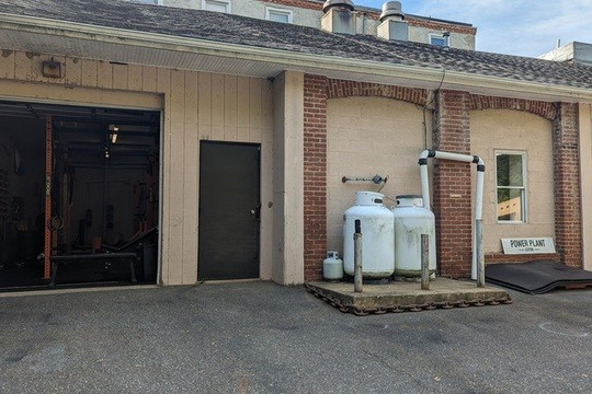 Image 2 from Power Plant Gym partner gallery