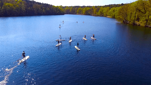 Bild 1 von Stehpaddler SUP Verleih Berlin Schlachtensee Partnergalerie