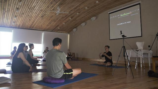 Imagen 1 de la galería del partner Yoga por Jorge Frione