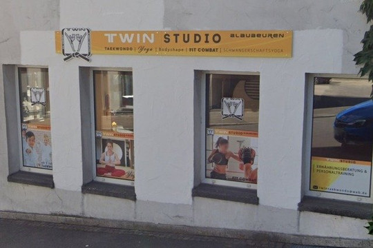 Bild 2 von Twin Studio - Kampfsport | Selbstverteidigung | Yoga Partnergalerie