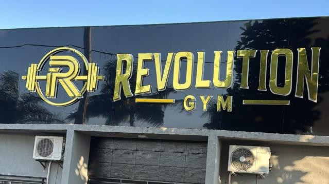Imagem 2 da galeria do parceiro Revolution Gym