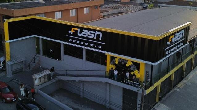 Imagem 2 da galeria do parceiro Flash Academia - Embu Guaçu