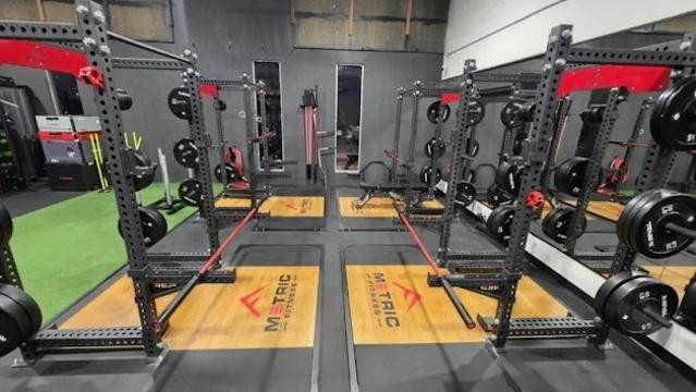 Image 1 de la galerie du partenaire Metric Fitness Calgary