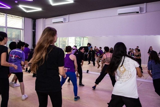 Imagem 3 da galeria do parceiro Dance Two Com