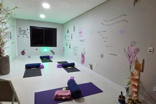 Imagem 3 da galeria do parceiro PadmaMayii Studio de Yoga e Meditação