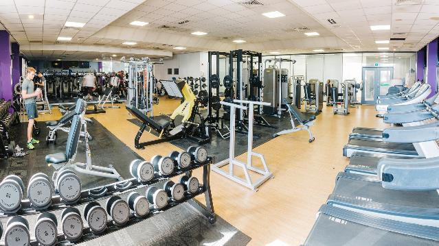 Image 3 from Everyone Active - Hemel Hempstead Sports Centre partner gallery