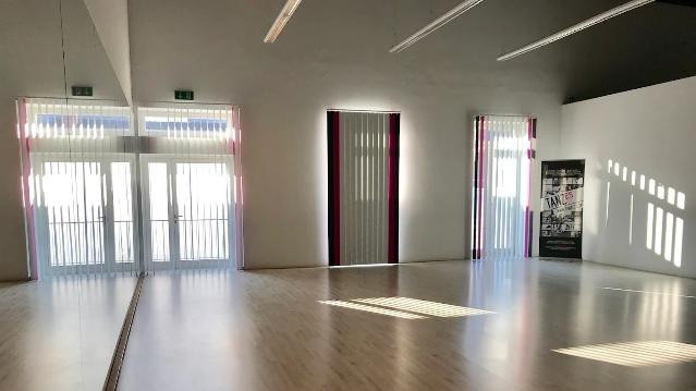 Bild 1 von TANZ ES Partnergalerie