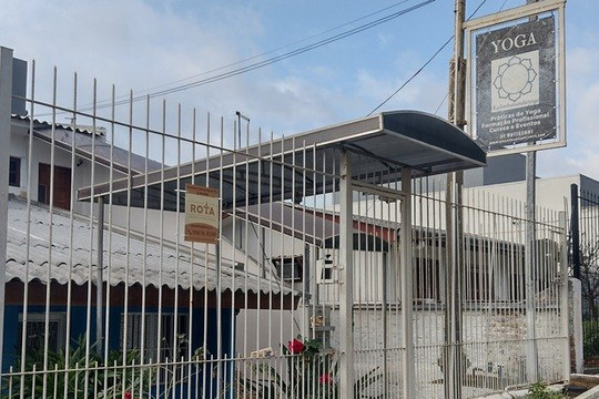 Imagem 2 da galeria do parceiro Kailashanandayoga Escola de Yoga