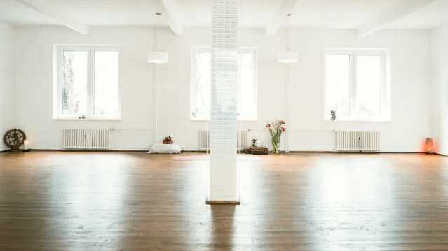 Bild 2 von Yoga Kali Düsseldorf Partnergalerie