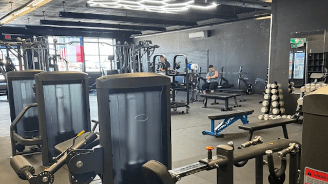 Image 1 from CLT Lifting Club partner gallery