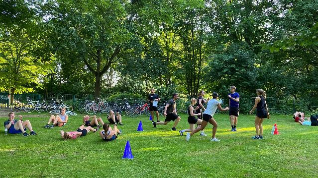 Bild 2 von Outdoor Bootcamp by Strong Partners@LBS Wiese am Aasee Partnergalerie
