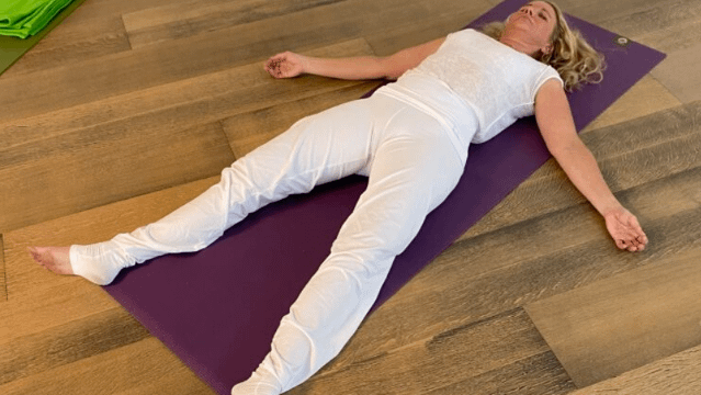 Bild 2 von Yoga für eine starke Mitte @ Waldschwaigsee Partnergalerie