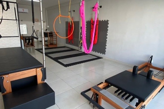 Imagem 1 da galeria do parceiro Pilates Studio Carol Bessa