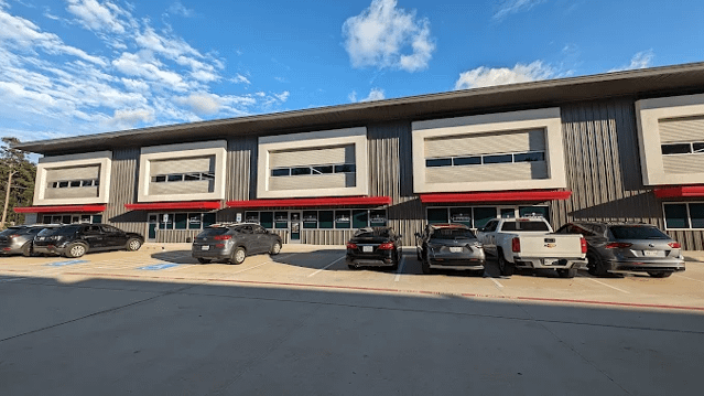 Image 2 from U-Padel Woodlands partner gallery