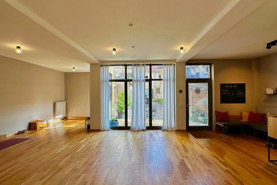 Bild 2 von moksha circle | Yoga Potsdam Partnergalerie