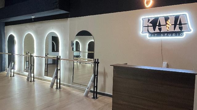 Imagen 1 de la galería del partner Plaza Ubika Los Robles By KIVA